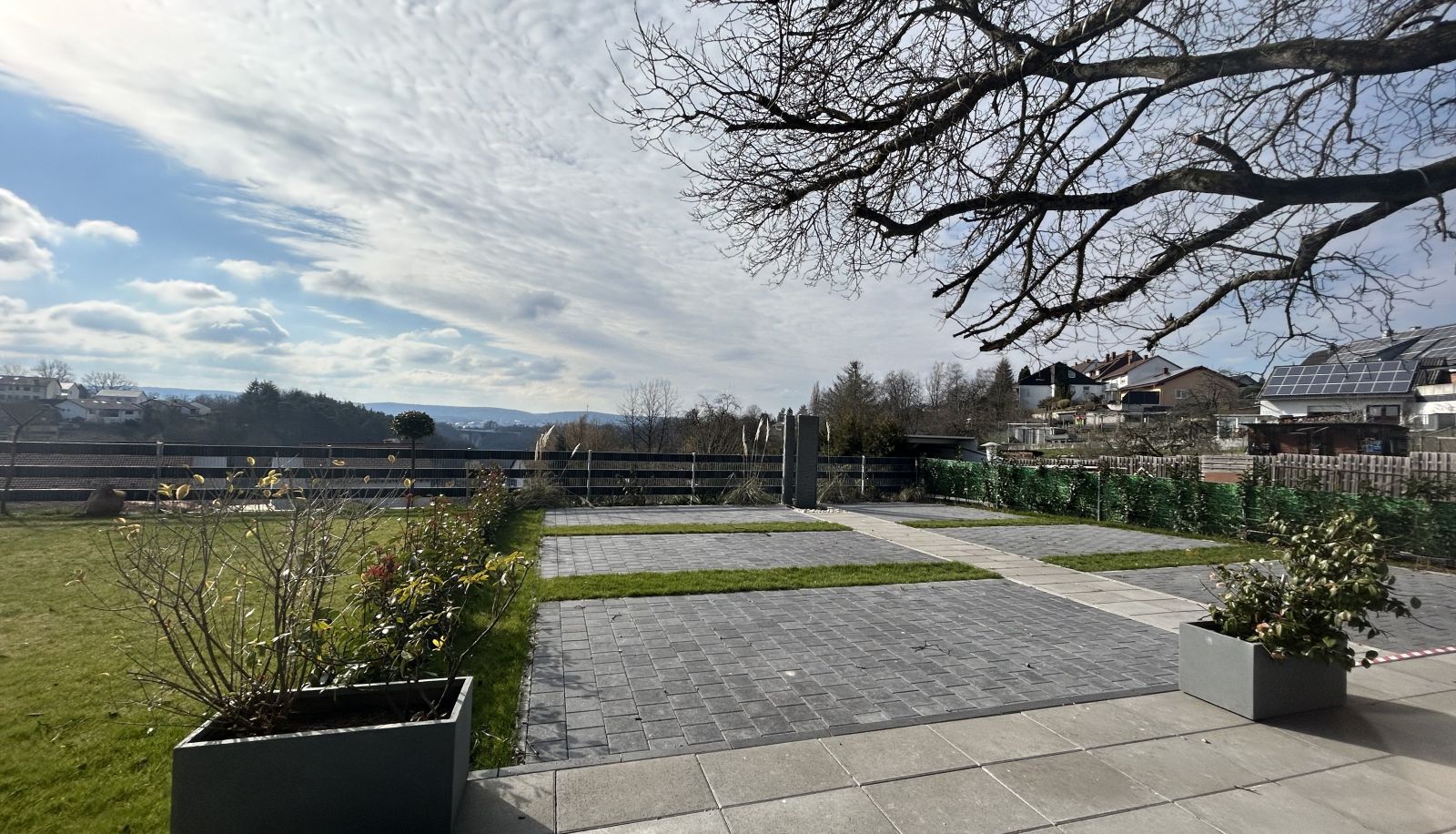 Buitenruimte van het hotel - Zum Hasselberg
