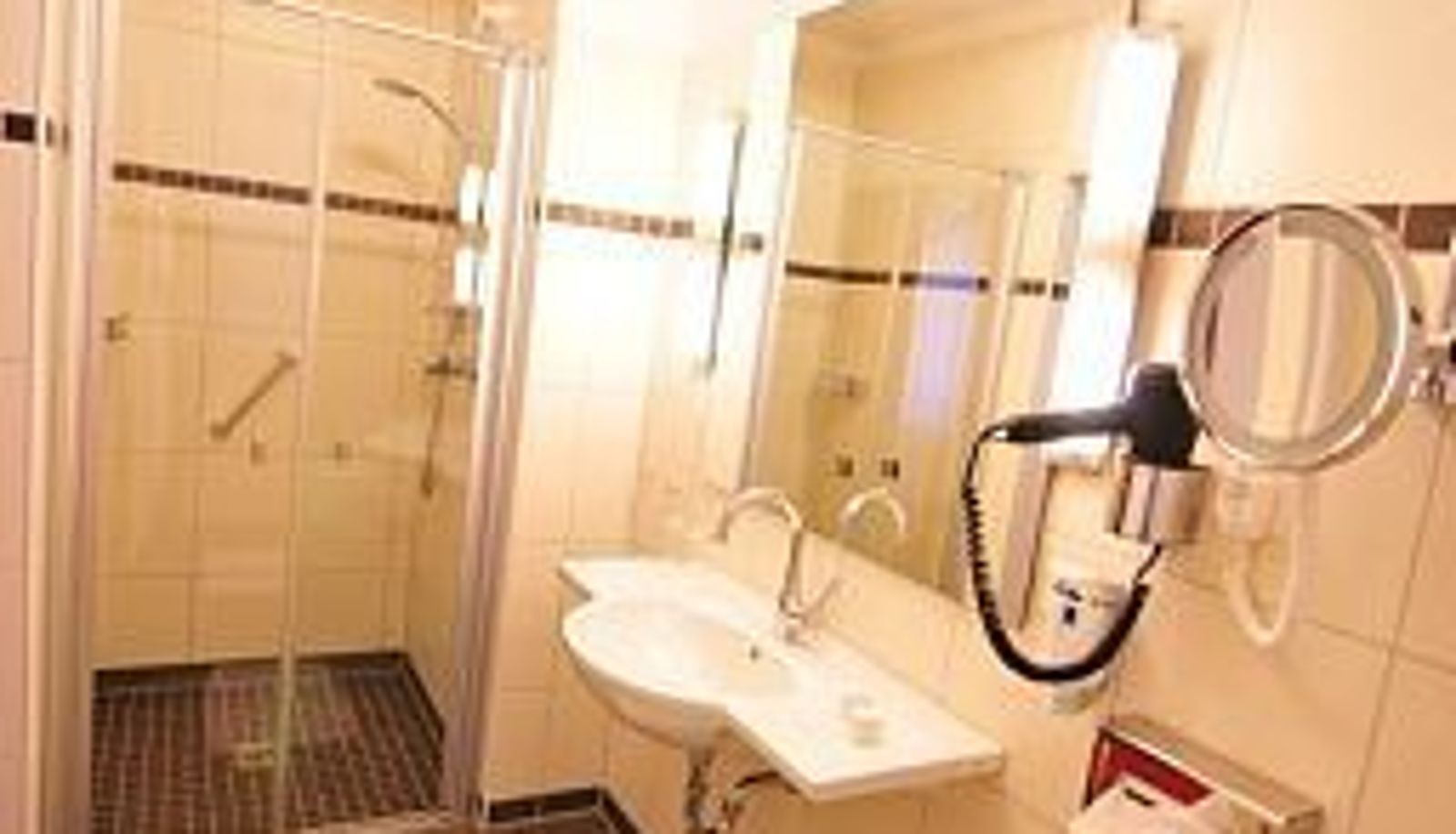 Bathroom - Deutsches Haus Flair Hotel