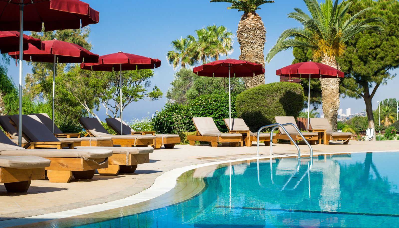 Piscine - St. Raphael Resort