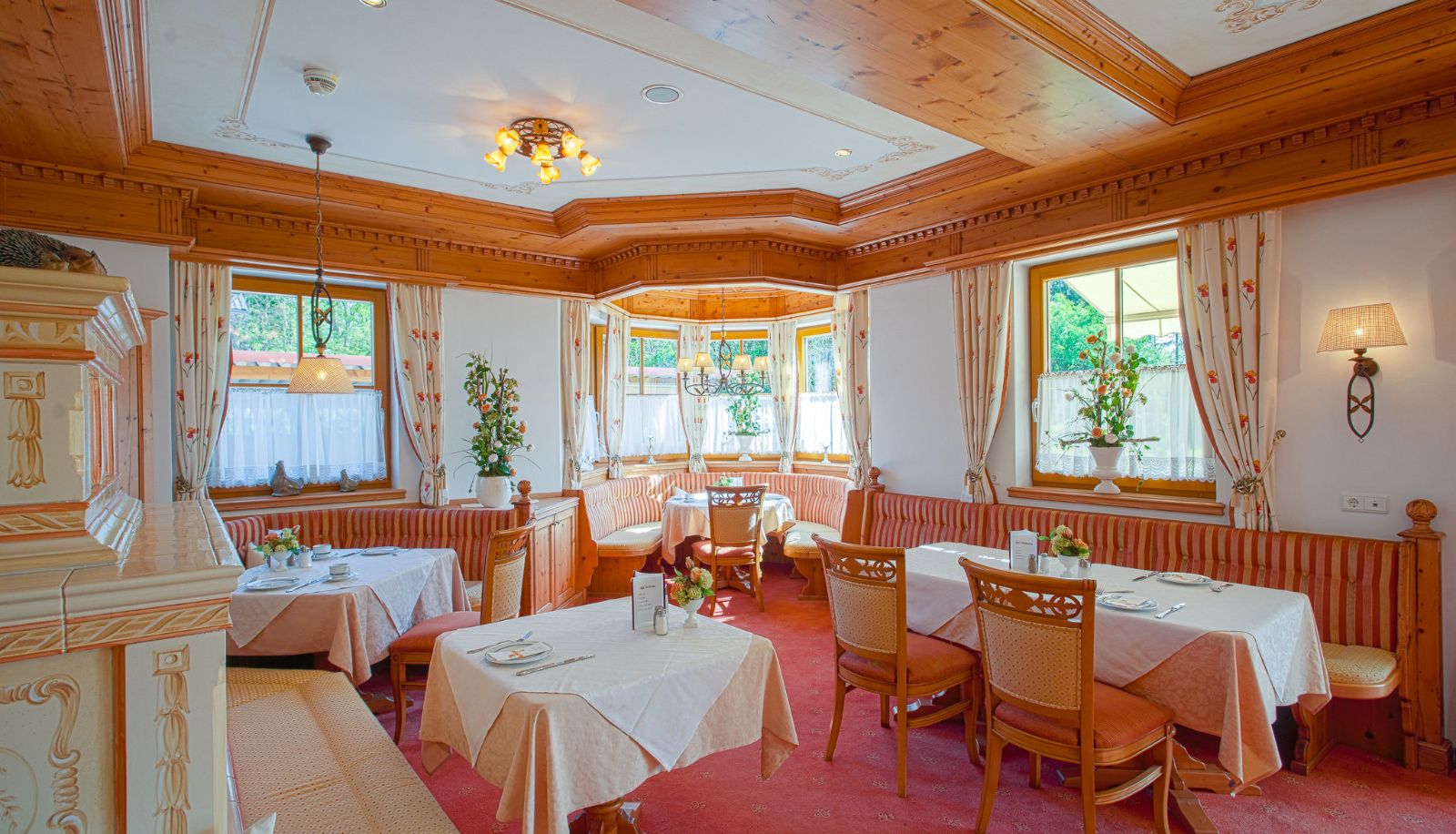 Ontbijtzaal - Landhaus-Grünau Frühstückspension