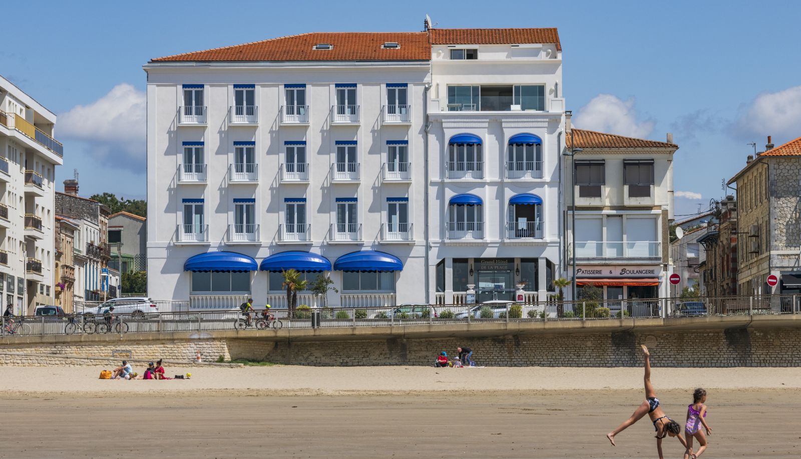 Beach - Cerise Royan - Grand Hotel de la Plage