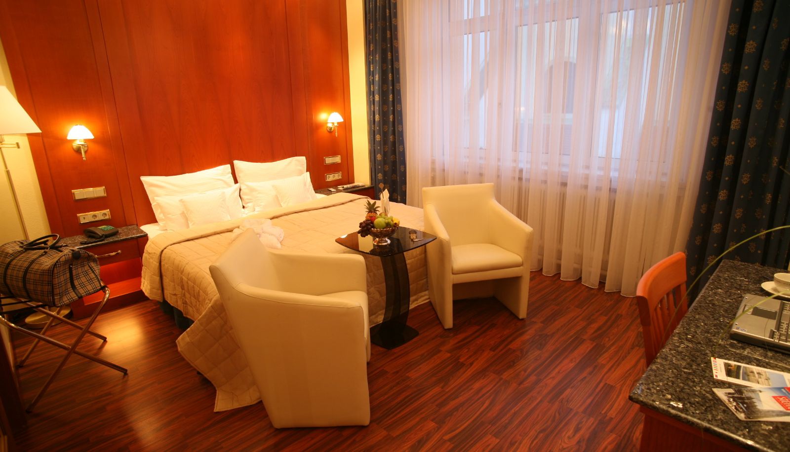 Habitación corporativa - Corvinus