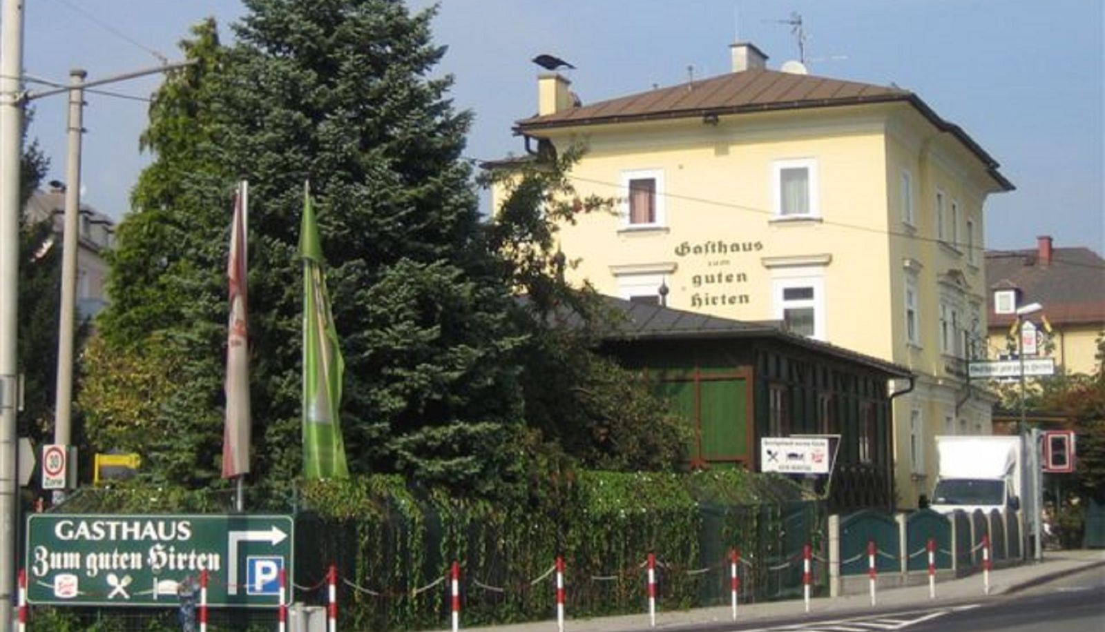 Zewnętrzna część hotelu - Zum Guten Hirten