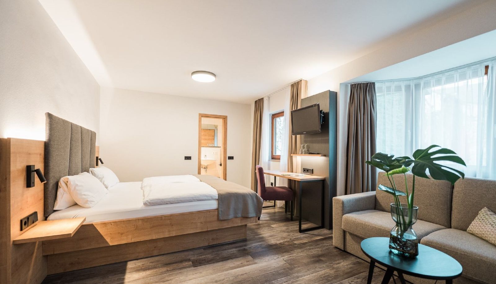 Standardzimmer (Doppel) - Hotel Goldener Engel