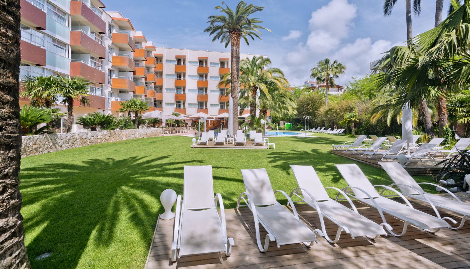 Garten - Hotel Mónica