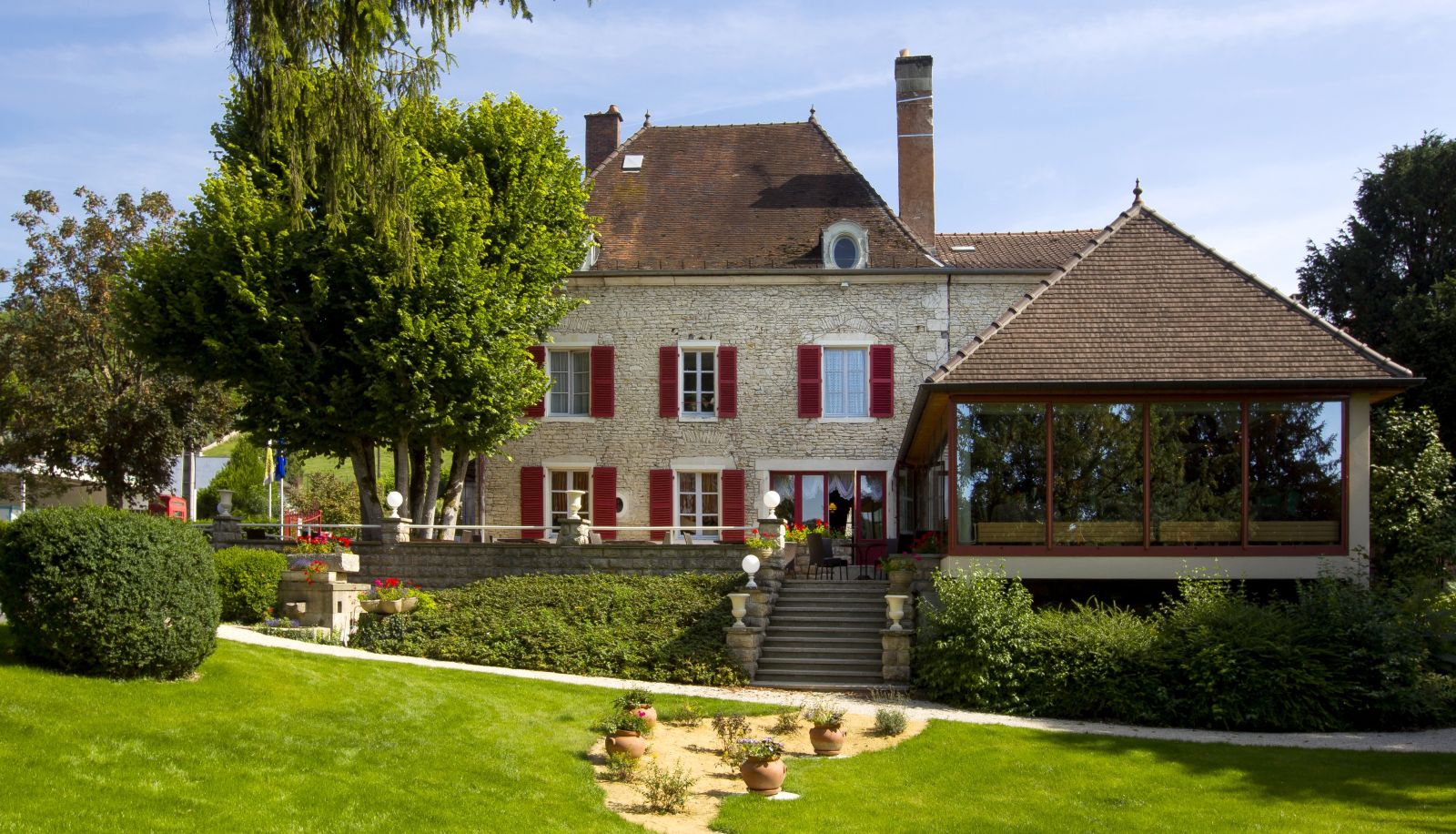 Hotel Außenbreich - La Chaumiere Logis