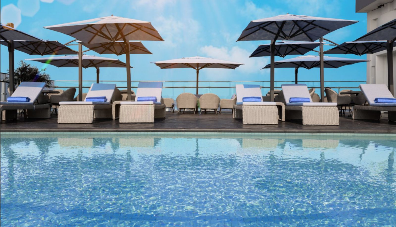 Piscine - Wink Hai Phong Centre Unscripted by Hyatt