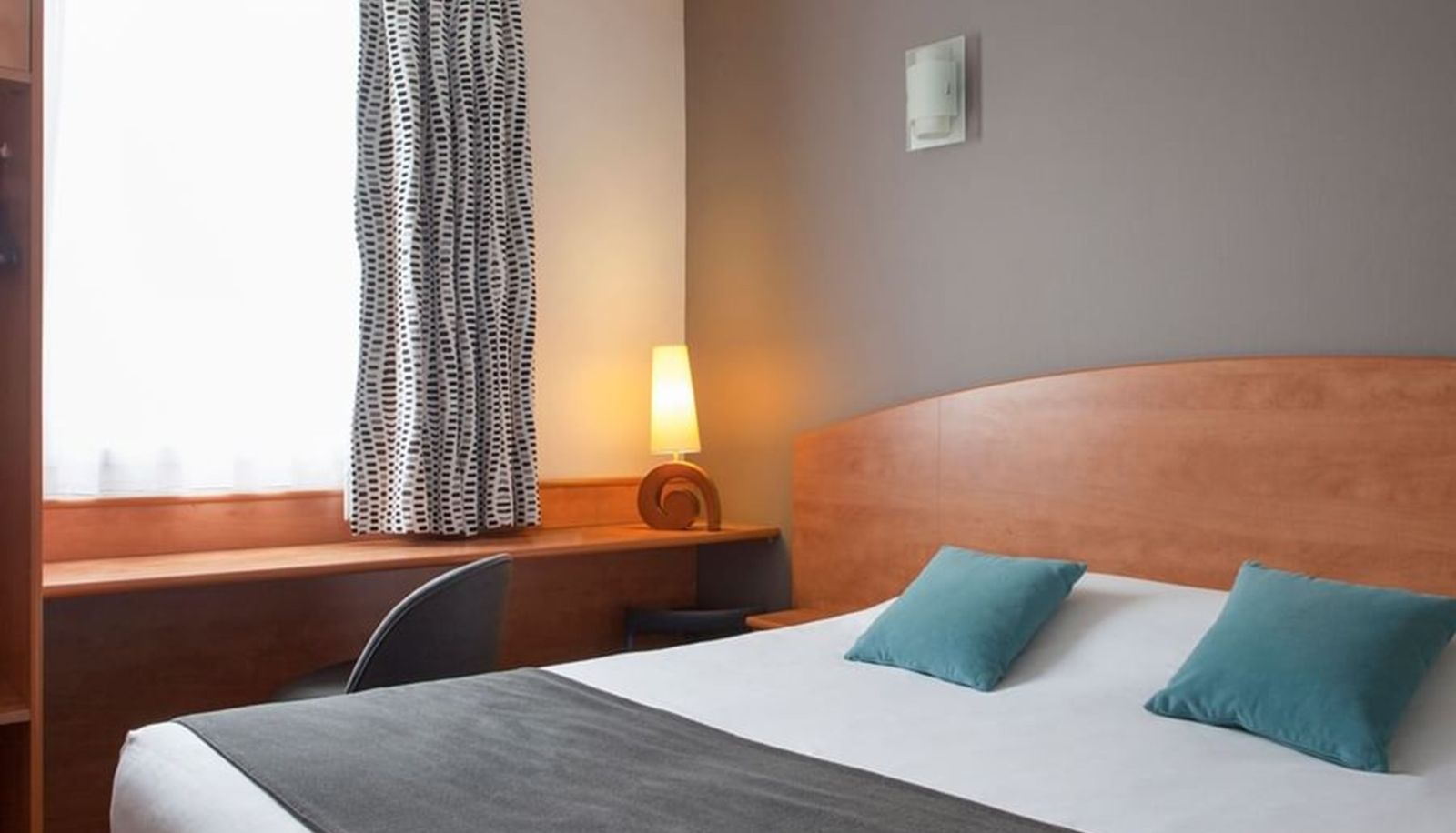 Chambre standard (double) - Brit Hotel Confort Bressuire