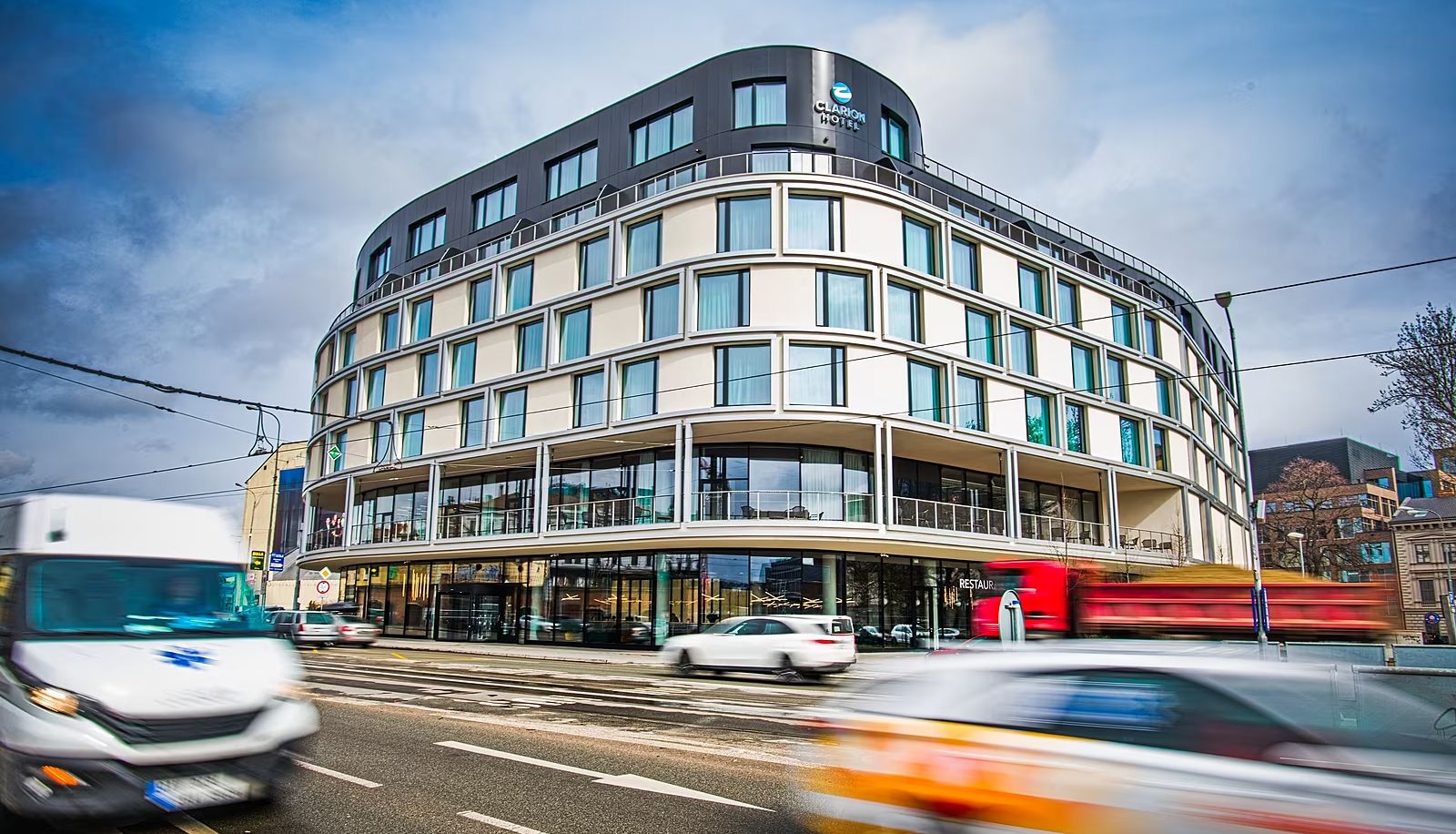 Buitenruimte van het hotel - Clarion Congress Hotel Brno