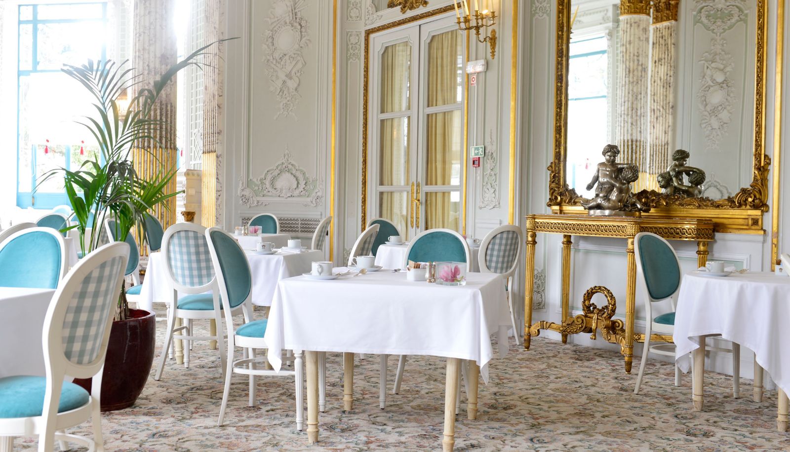 Ontbijtzaal in het restaurant - Pestana Palace Lisboa Hotel & National Monument The Leading Hotels of the World*****