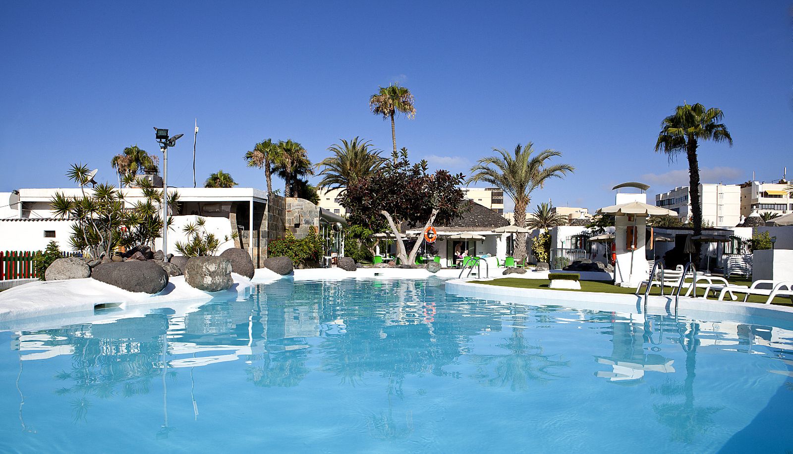 Jardín - MUR Hotel Parque Romántico Bungalows