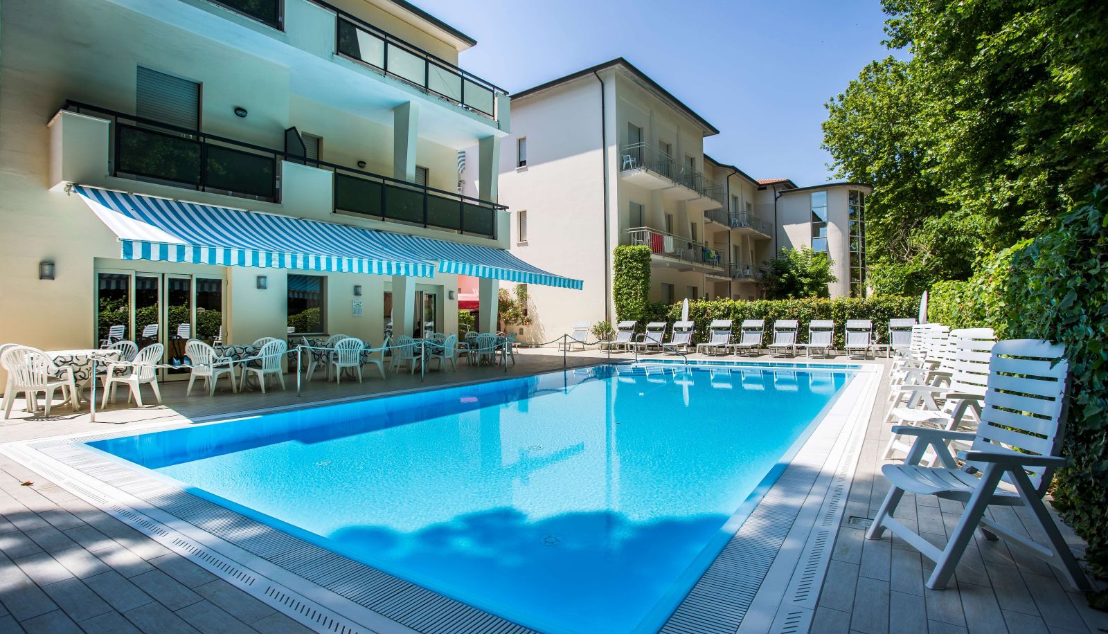 Piscine - Hotel Athena