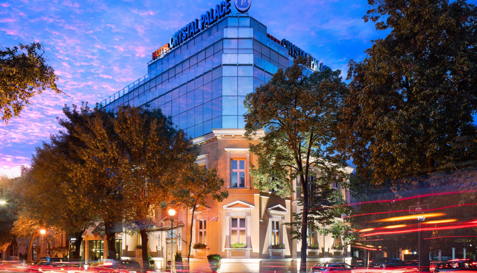 Area esterna dell'hotel - Crystal Palace Boutique Hotel