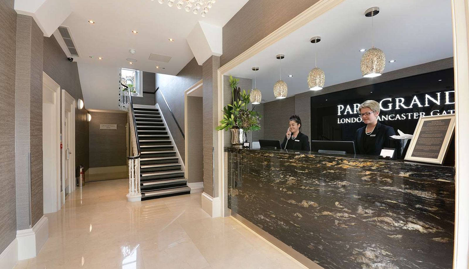 Hal - Lancaster Park Hotel Park Grand