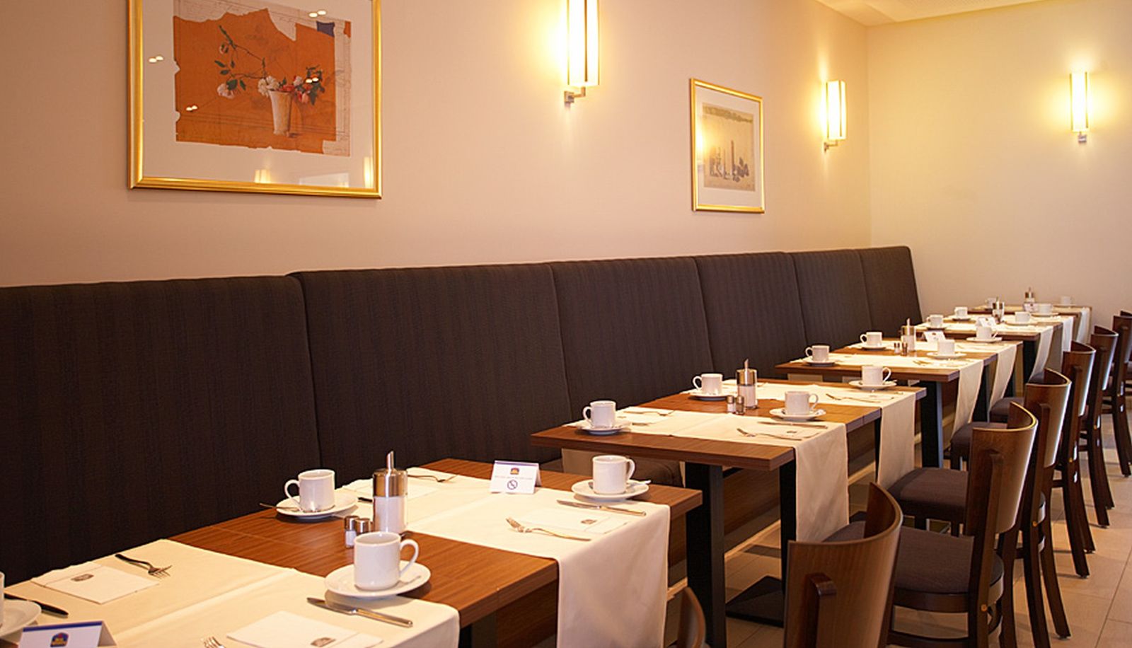 Salle de petit-déjeuner - Best Western City-West