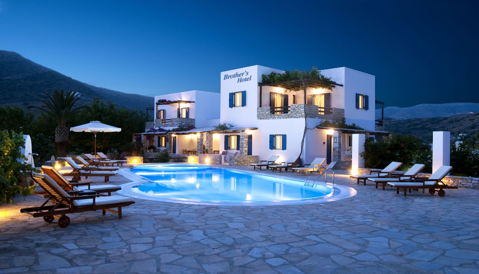 Area esterna dell'hotel - Brother's Hotel
