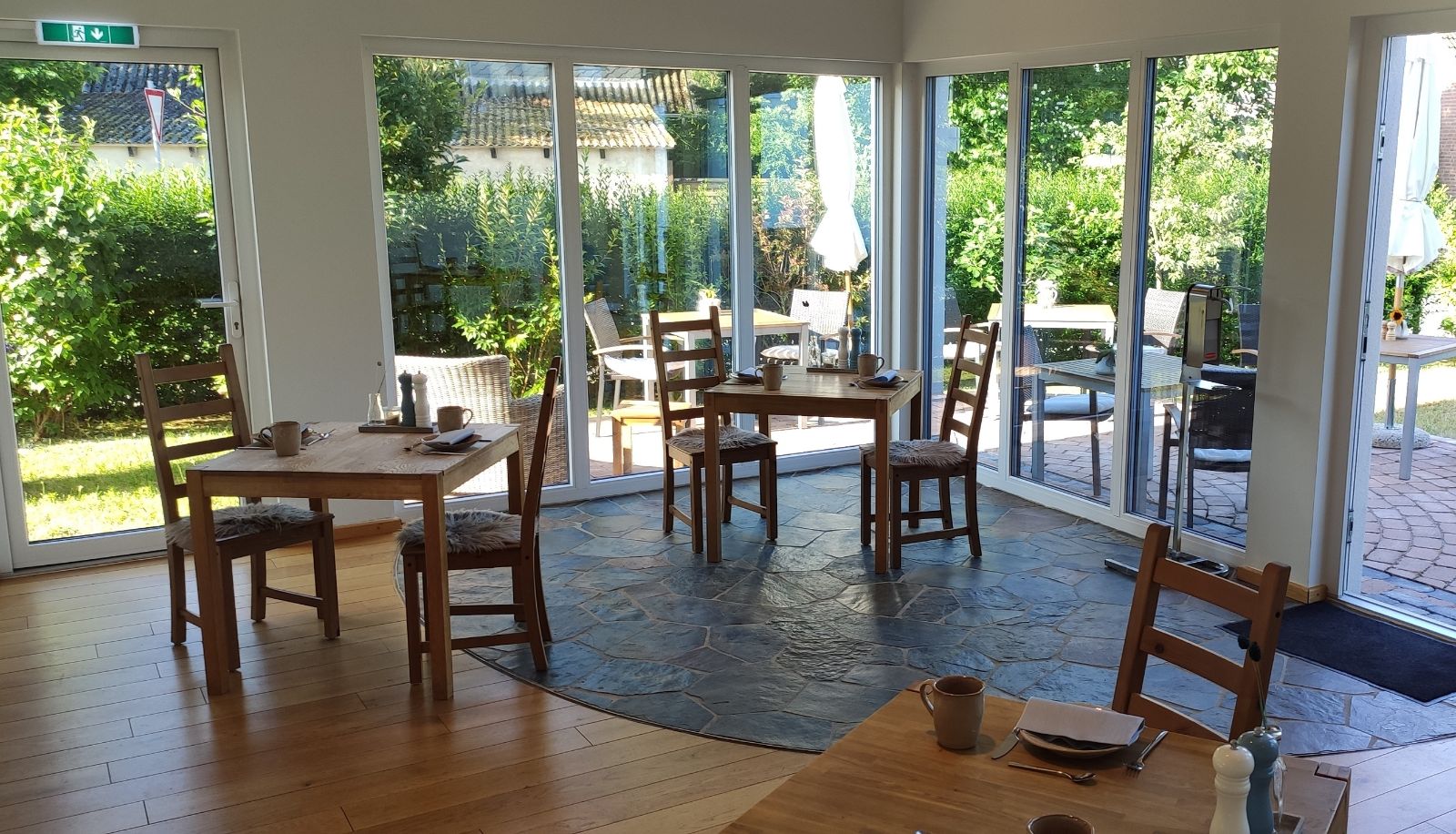Salle de petit-déjeuner - Meerhotel Großenbrode