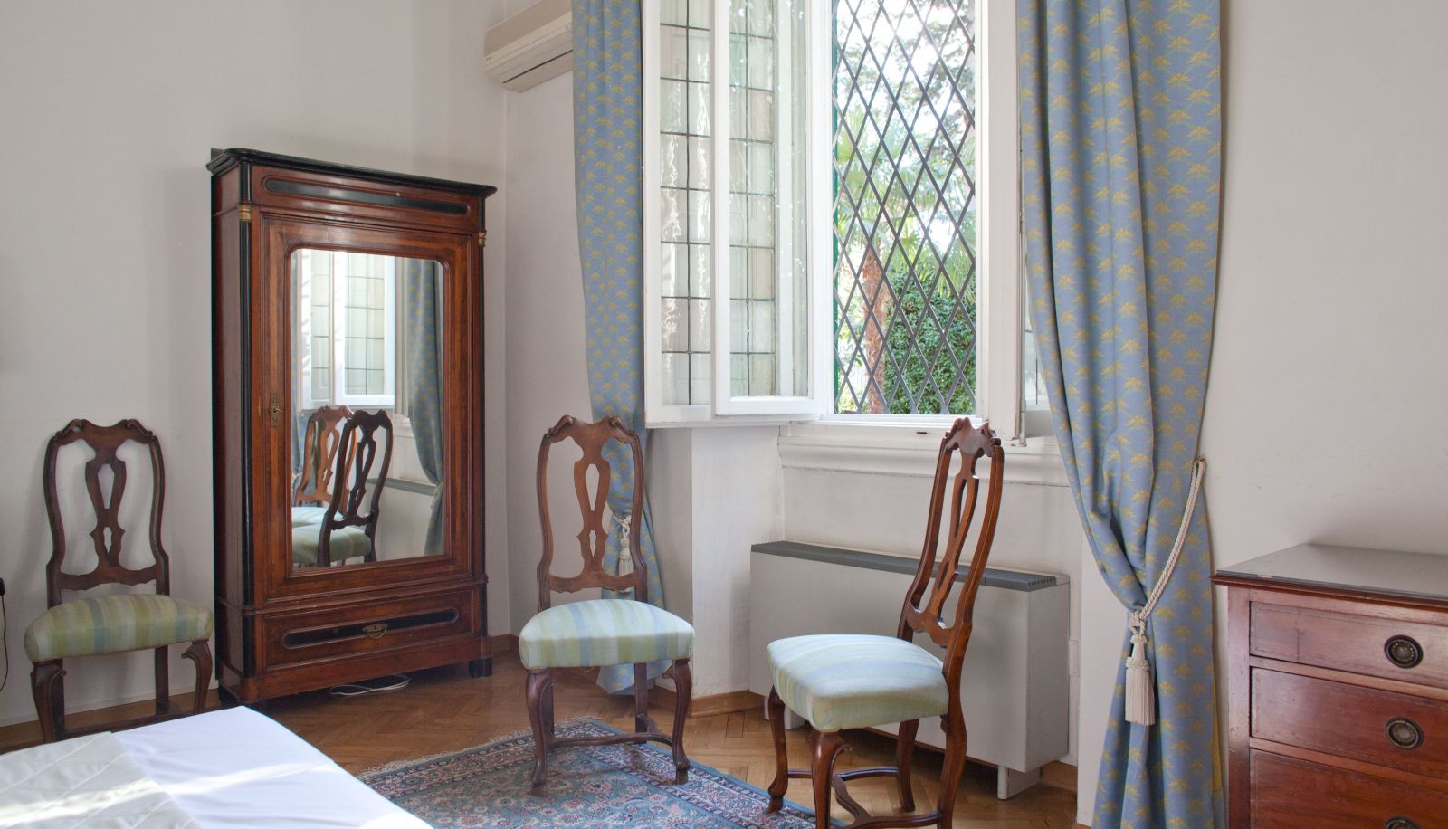 Chambre Standard - Classic Hotel