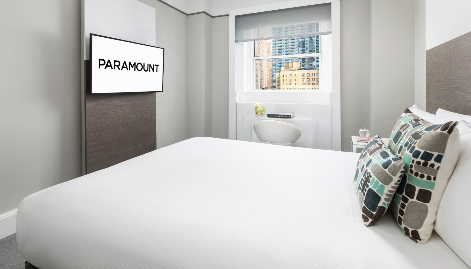 Room - Paramount Hotel Time Square