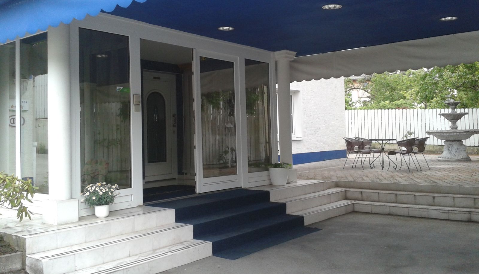 Hotel outdoor area - Vila Bojana garni