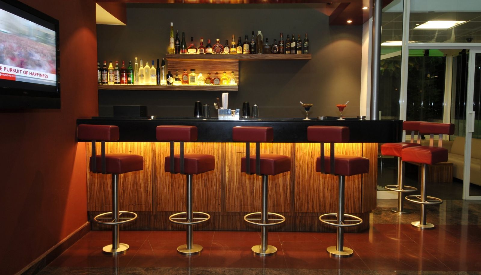 Bar - Suite Hotel Merlot