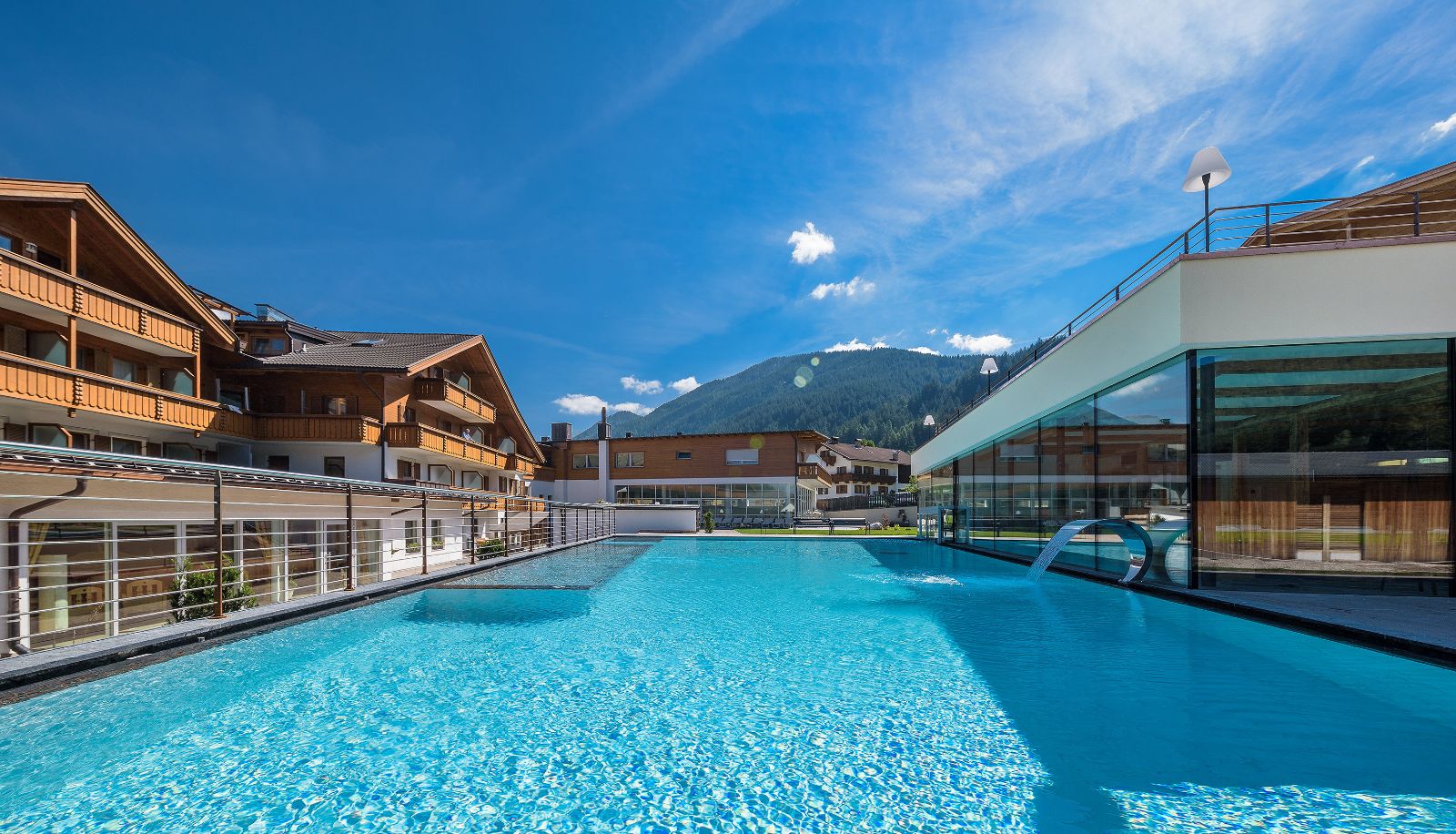 Hotel outdoor area - Stoll