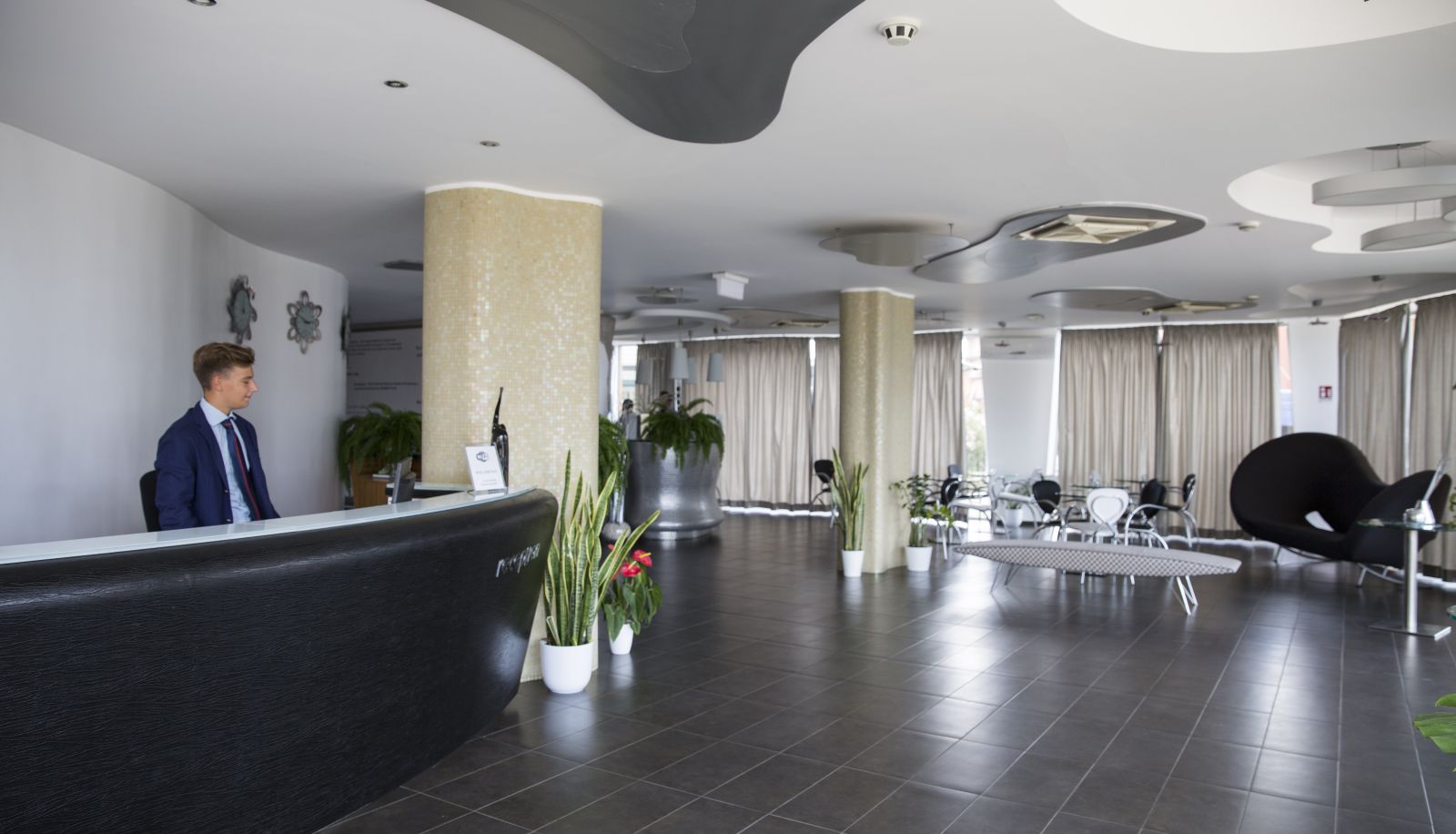 Lobby - Kore