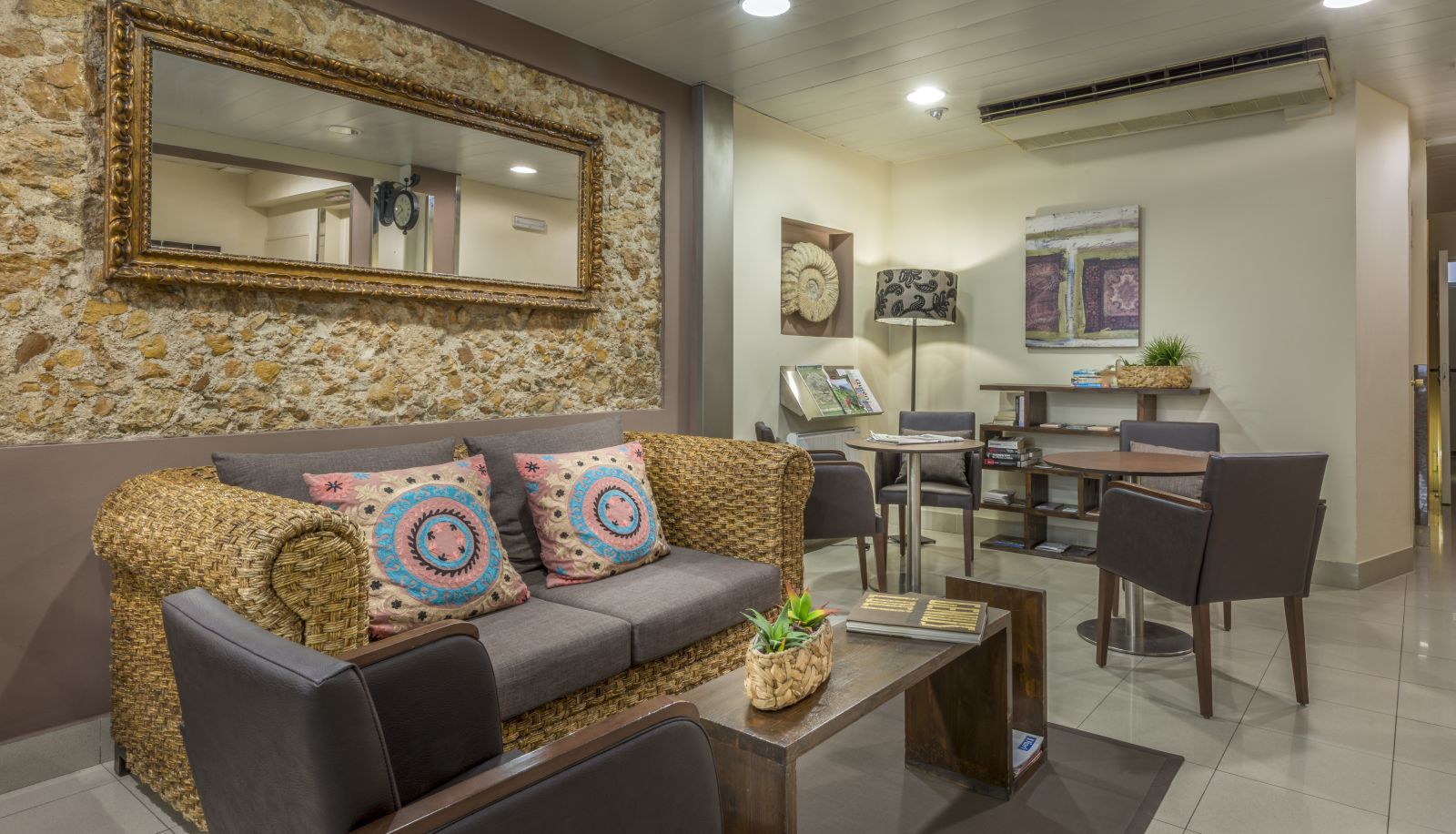 Salón - Alexandra Aparthotel