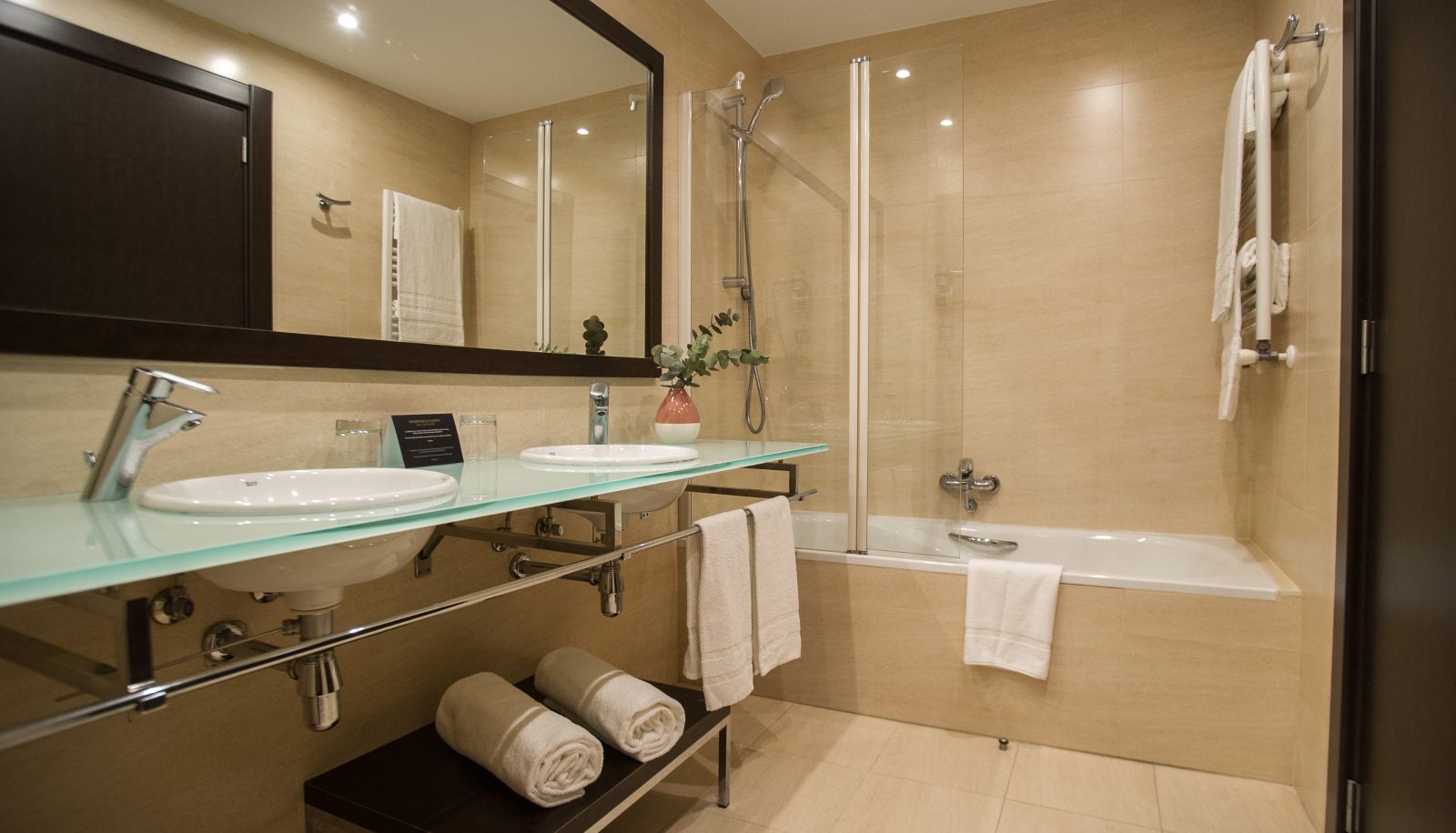 Junior suite - AZZ Pamplona Norte