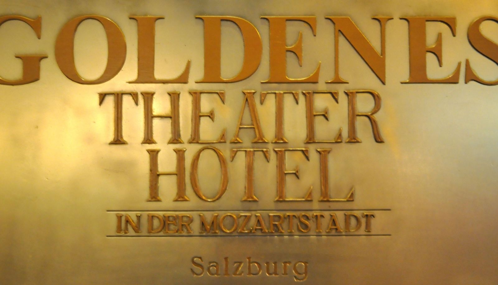 Certyfikat - Goldenes Theater Hotel