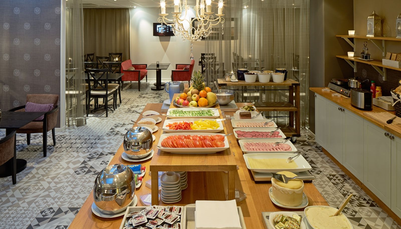 Buffet - Corner Hotel