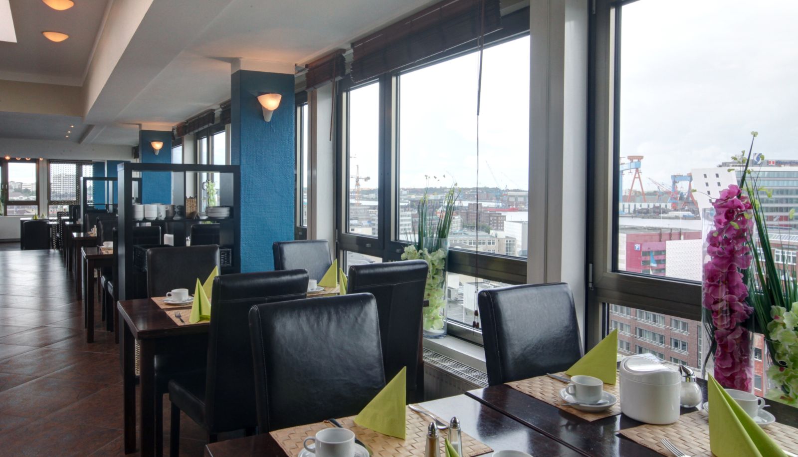 Sala de desayunos - Hotel Astor Kiel by Campanile