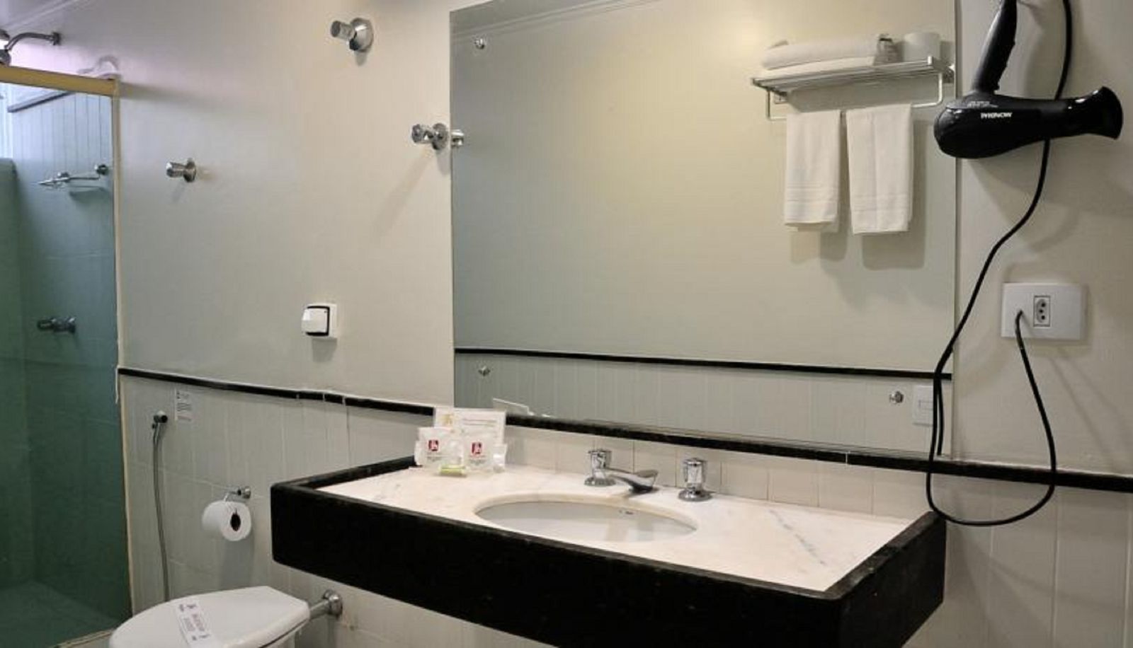 Badezimmer - Jandaia Hotel Campo Grande