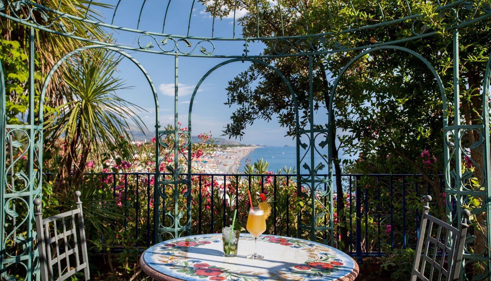 View - De Rose Grand Hotel