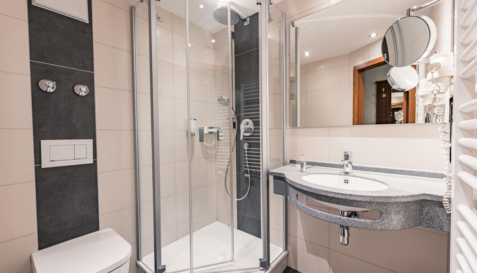 Bathroom - Hotel Wartburg Stuttgart