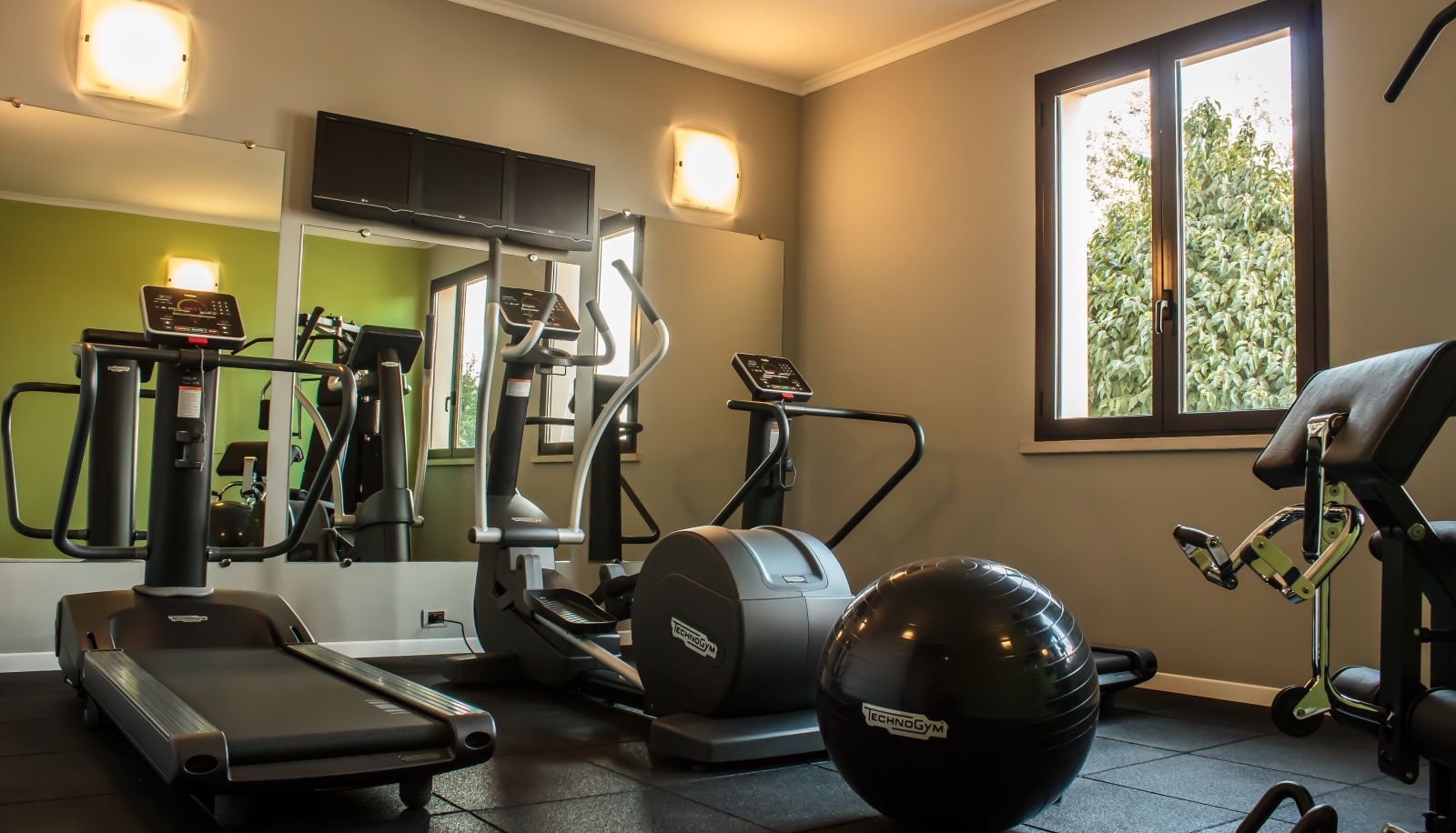 Fitnessraum - UNA HOTELS Occhiobello