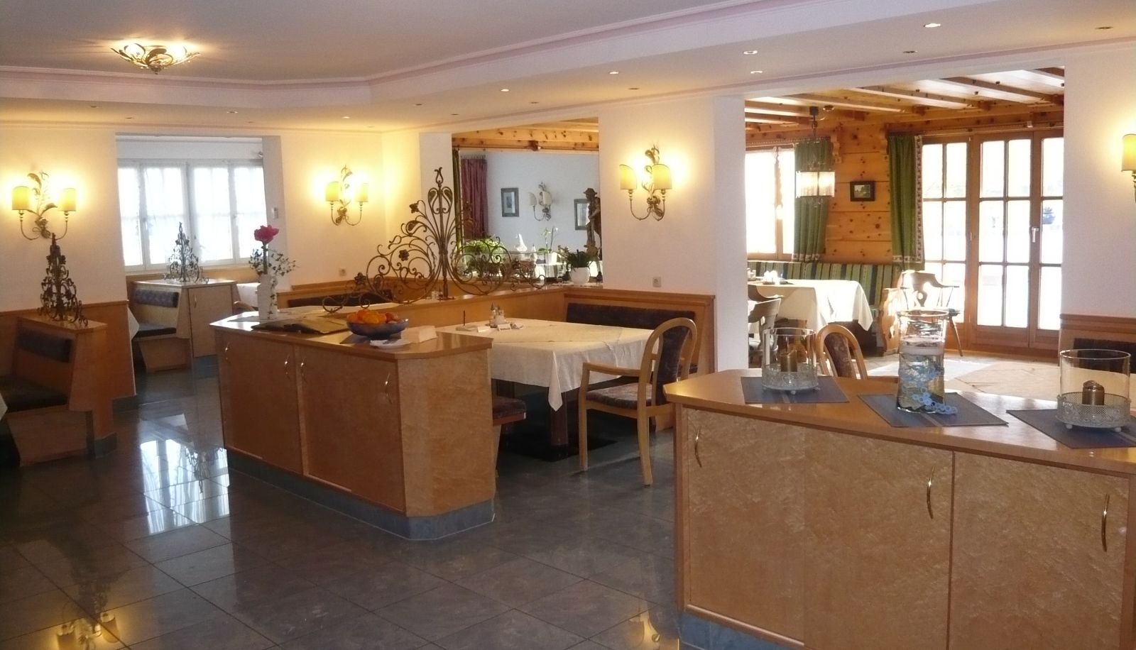 Breakfast room within the restaurant - Schropp Kur- und Wellnesshotel