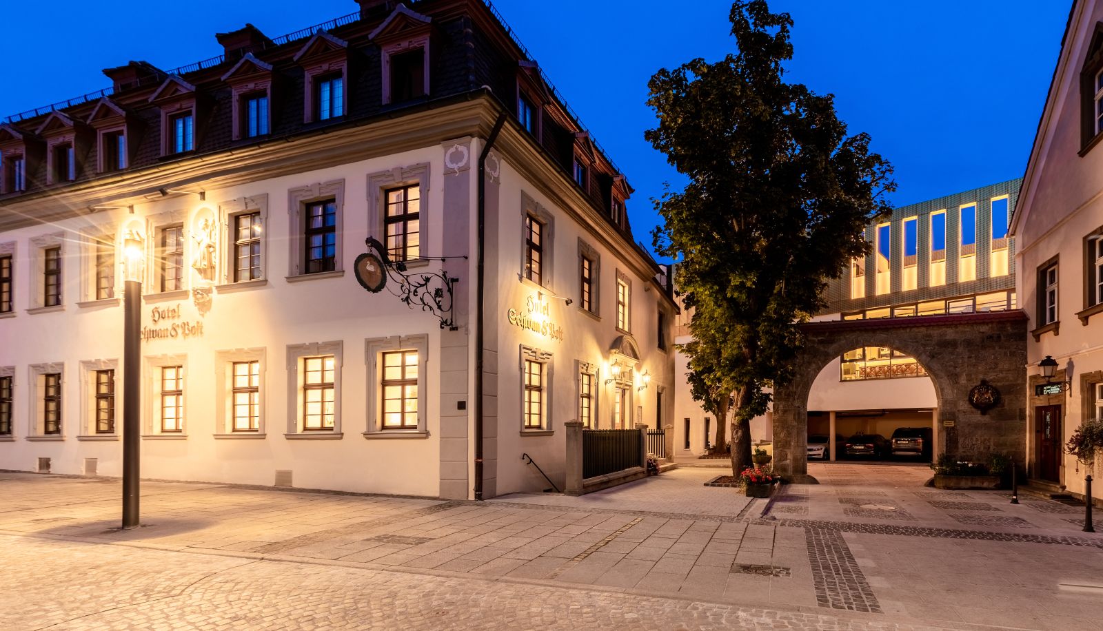 Hotel outdoor area - Hotel Schwan & Post BQ