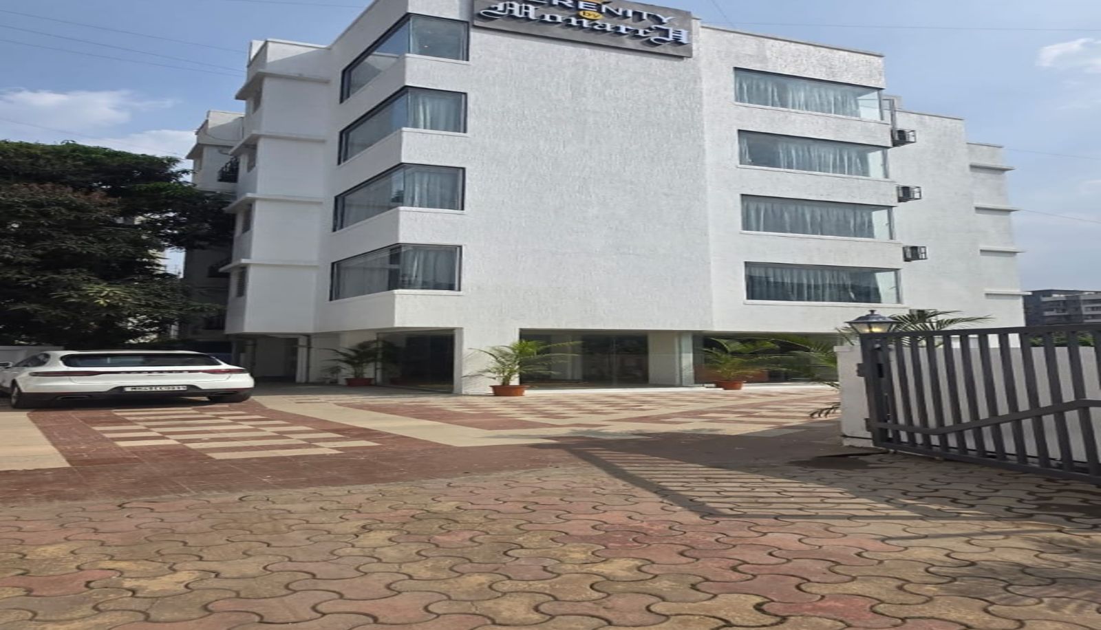 Buitenaanzicht - Panvel Serenity By Monarch