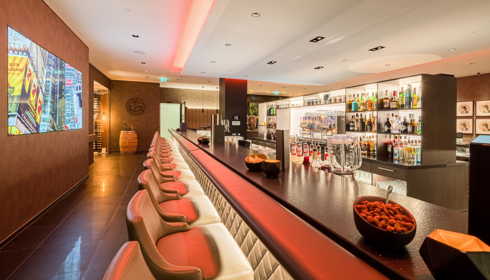 Bar - Best Western Premier Central Hotel Leonhard