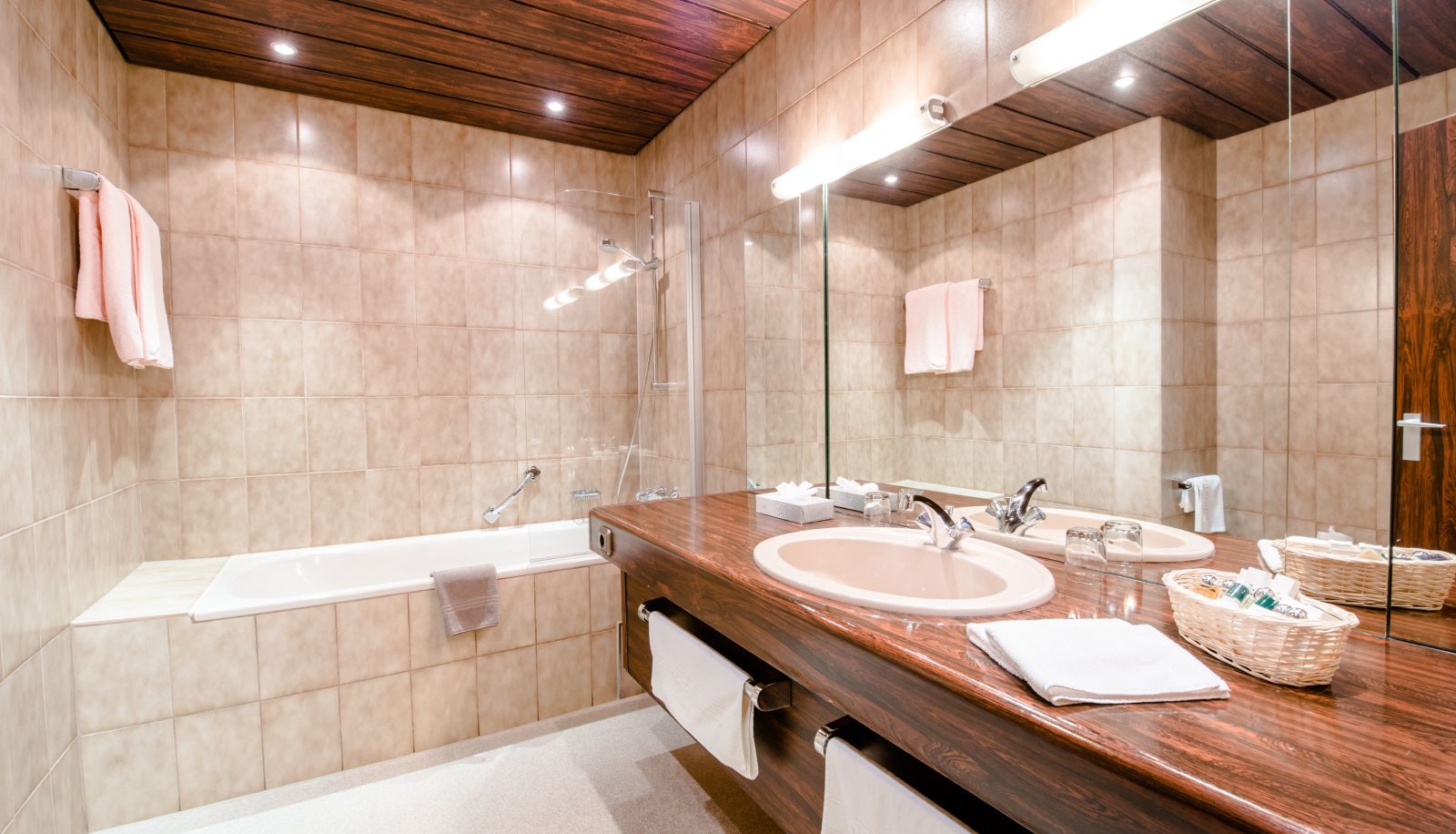 Cuarto de baño - Goldener Hirsch