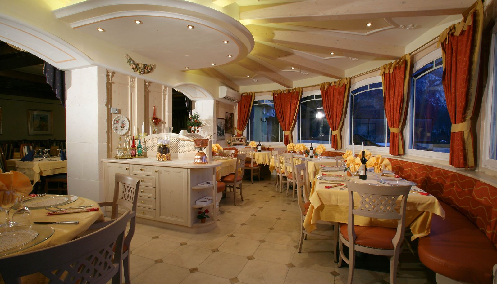 Restaurant - Alexander Hotel Alpine Wellness Dolomites***s