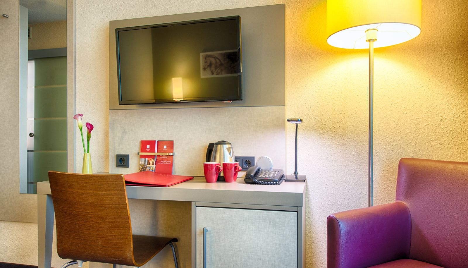 Standard room (double) - Leonardo Hotel Mannheim-Ladenburg
