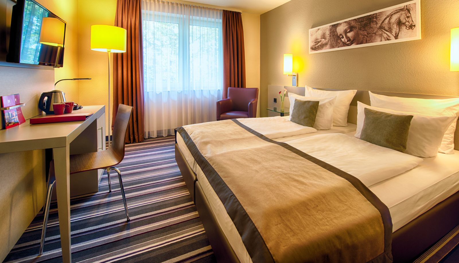 Standard room (double) - Leonardo Hotel Mannheim-Ladenburg