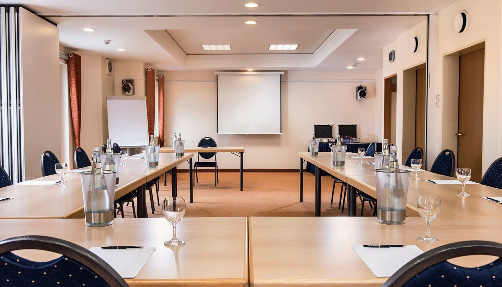 Salle de séminaire - Peine Salzgitter Hotel by Belvilla