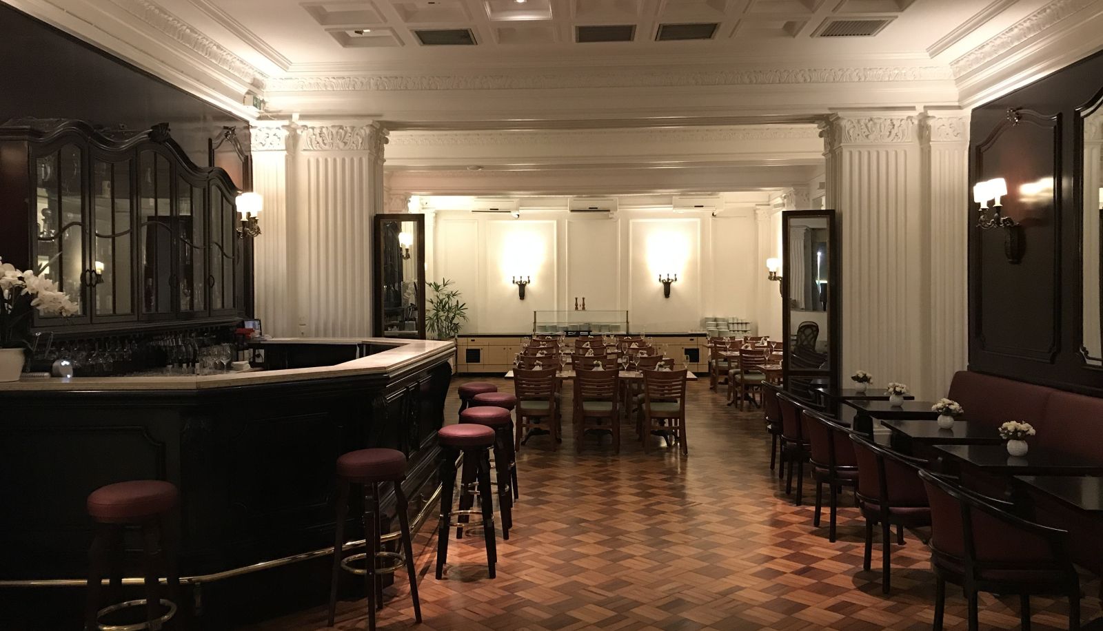 Salle de petit-déjeuner dans le restaurant - Olinda Rio Hotel