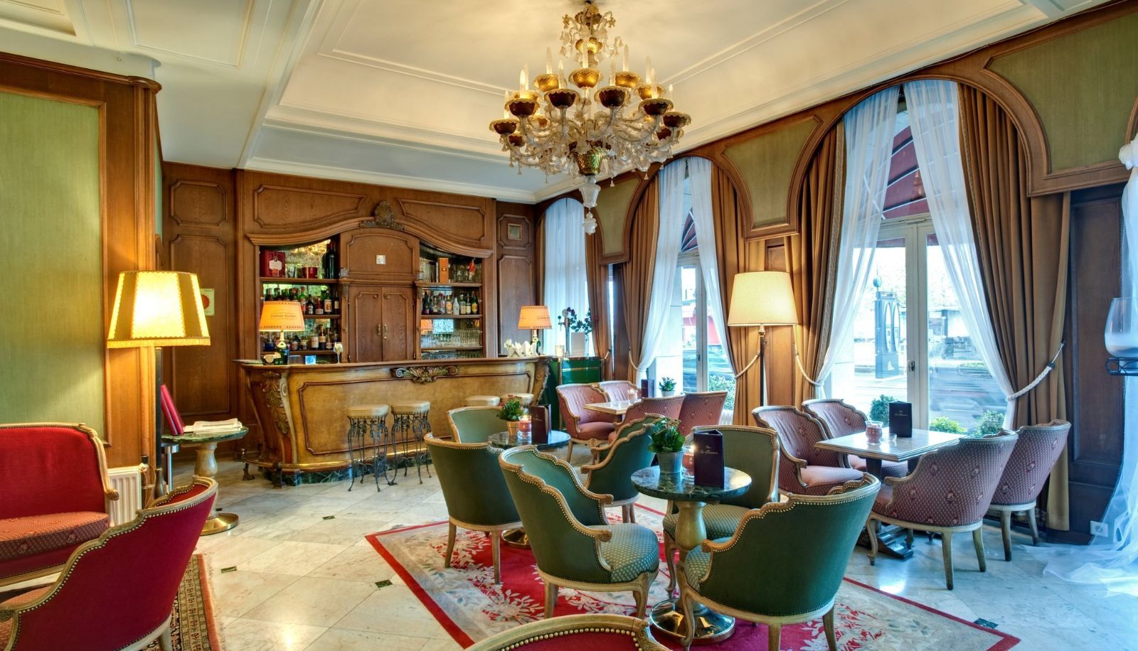 Bar - Grand Hotel Cravat City Center