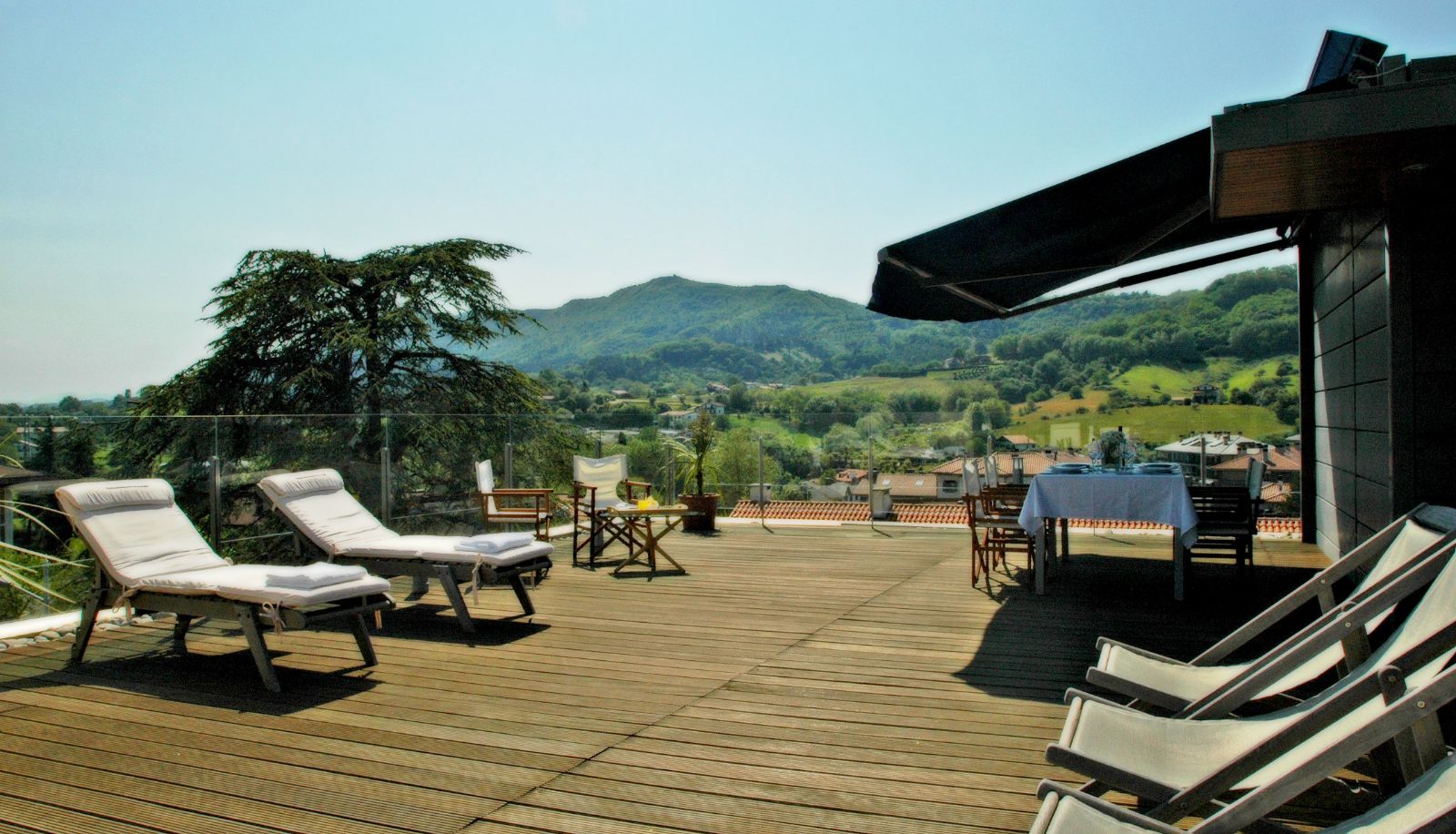 Terrace - HOTEL JAIZKIBEL -HONDARRIBIA
