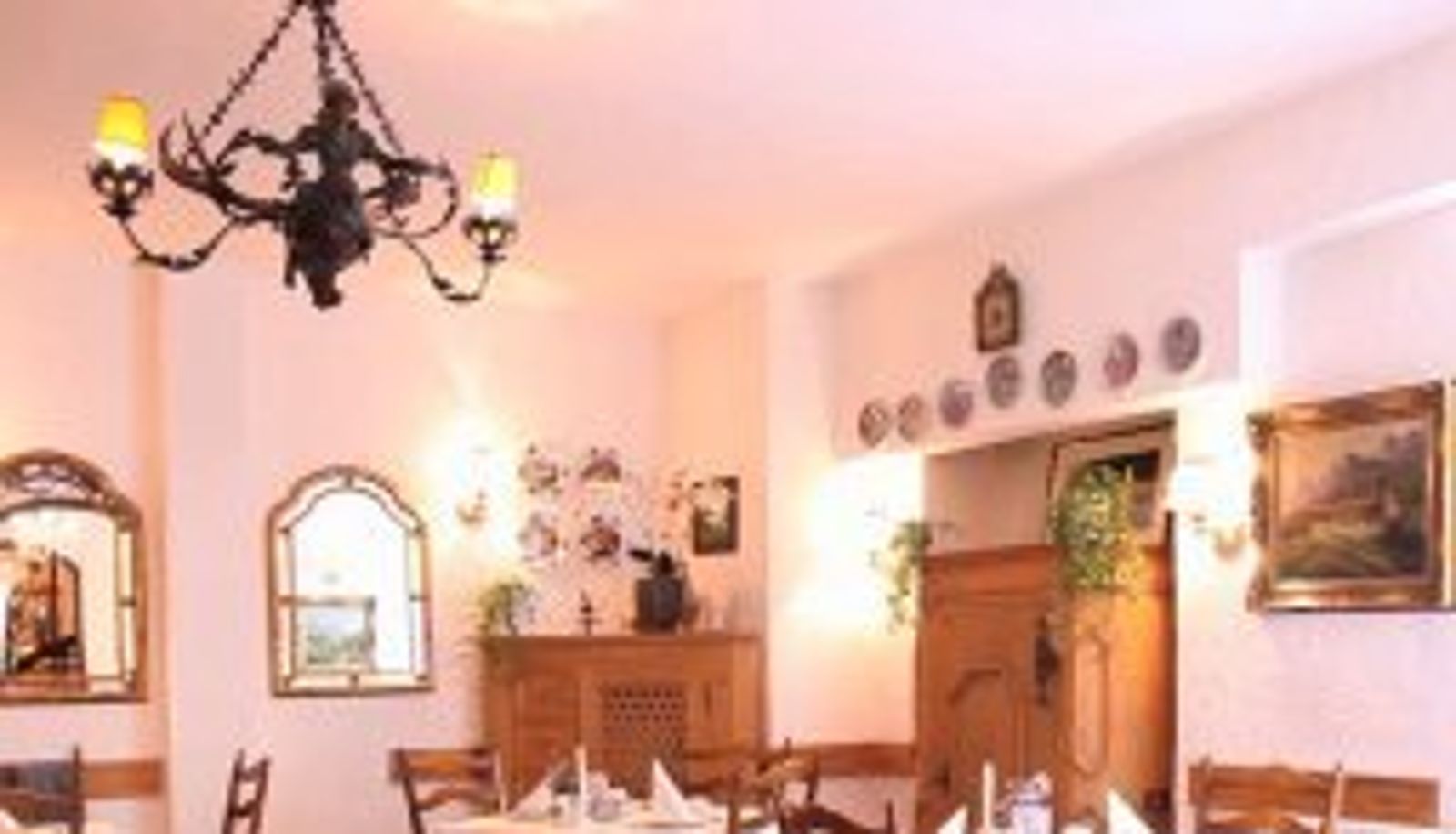 Ontbijtzaal in het restaurant - Hotel Hahn