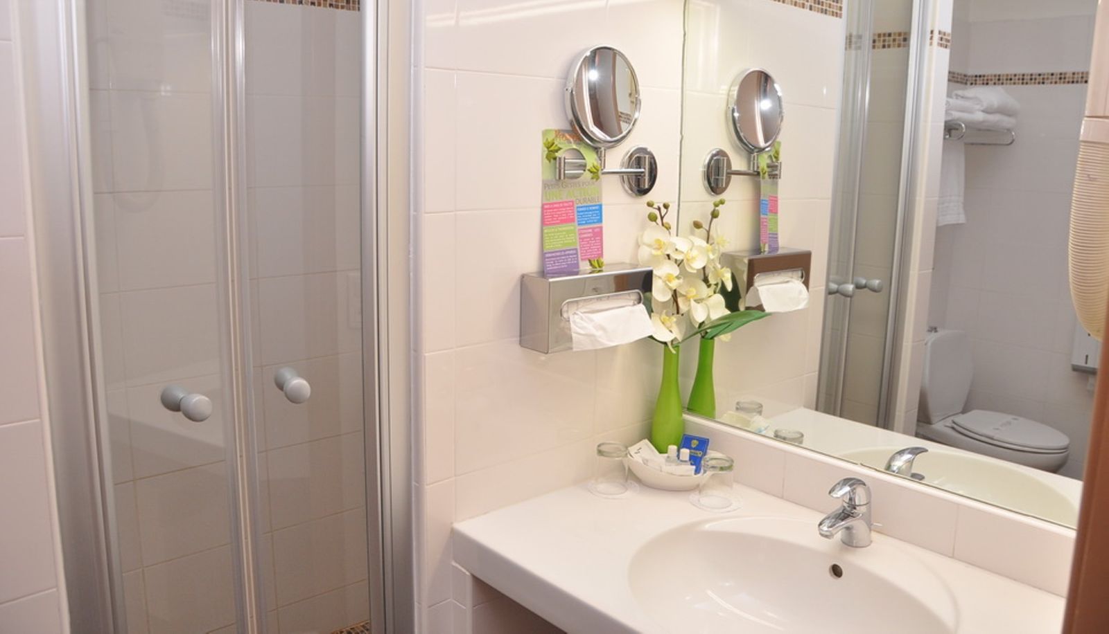 Bathroom - Promotel